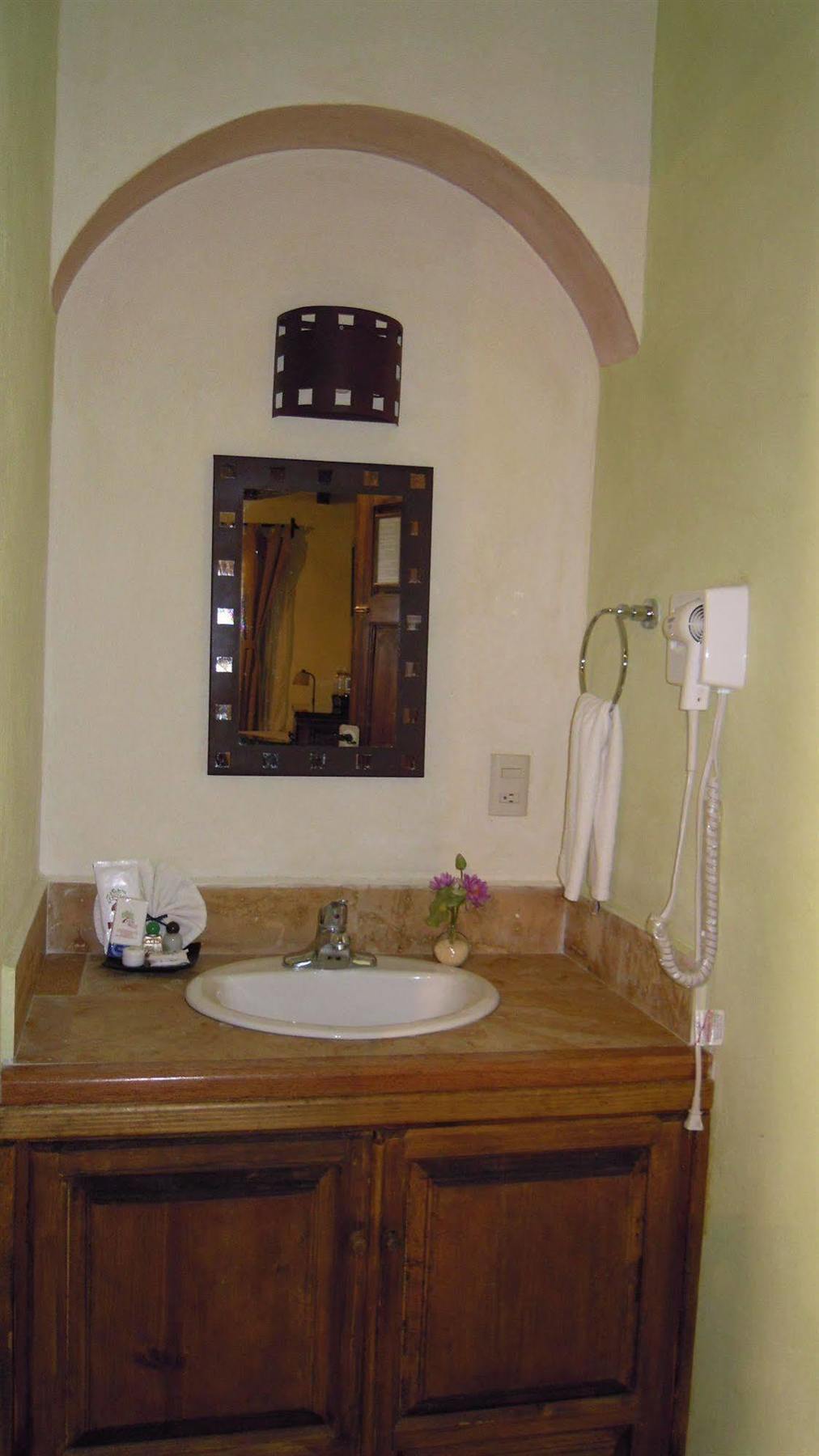 La Casa Del Laurel Hotel Таско де Аларкон Екстериор снимка