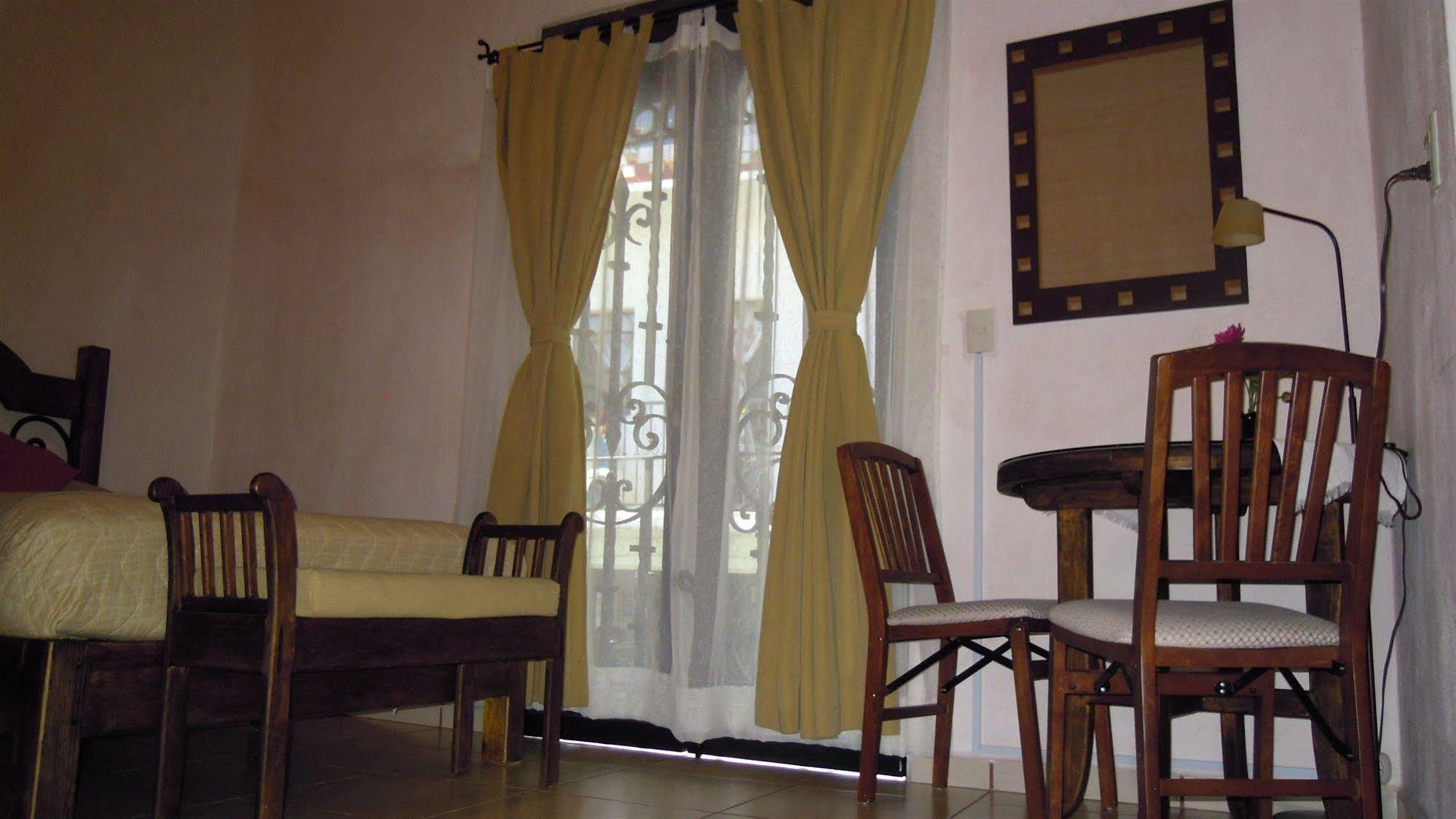 La Casa Del Laurel Hotel Таско де Аларкон Екстериор снимка