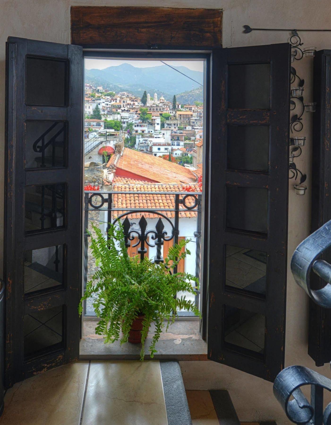 La Casa Del Laurel Hotel Таско де Аларкон Екстериор снимка